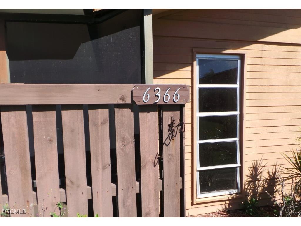 6366 Royal Woods Drive Fort Myers FL 33908 2025024036 image3