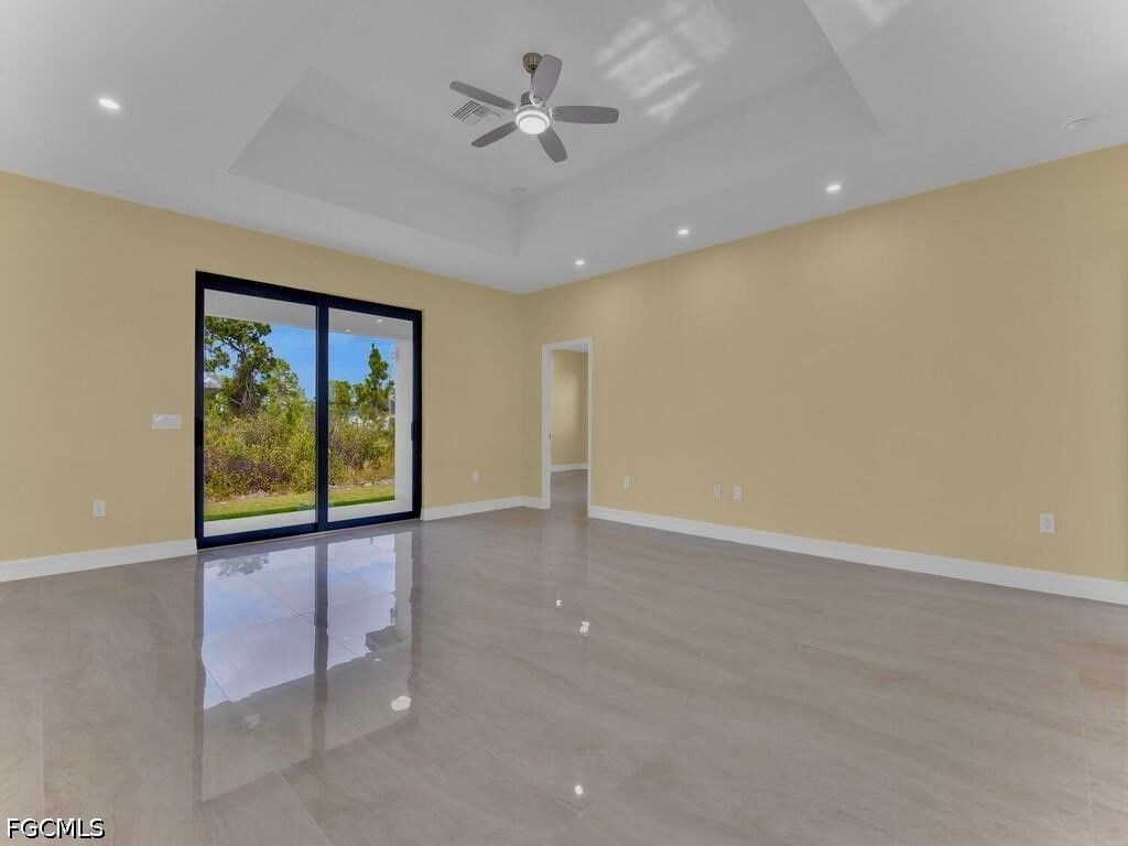 637 Cardinal Street E Lehigh Acres FL 33974 2026018108 image3