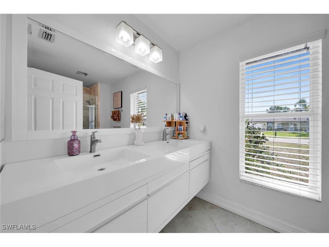 637 SW 9th Avenue Cape Coral FL 33991 225053242 image21