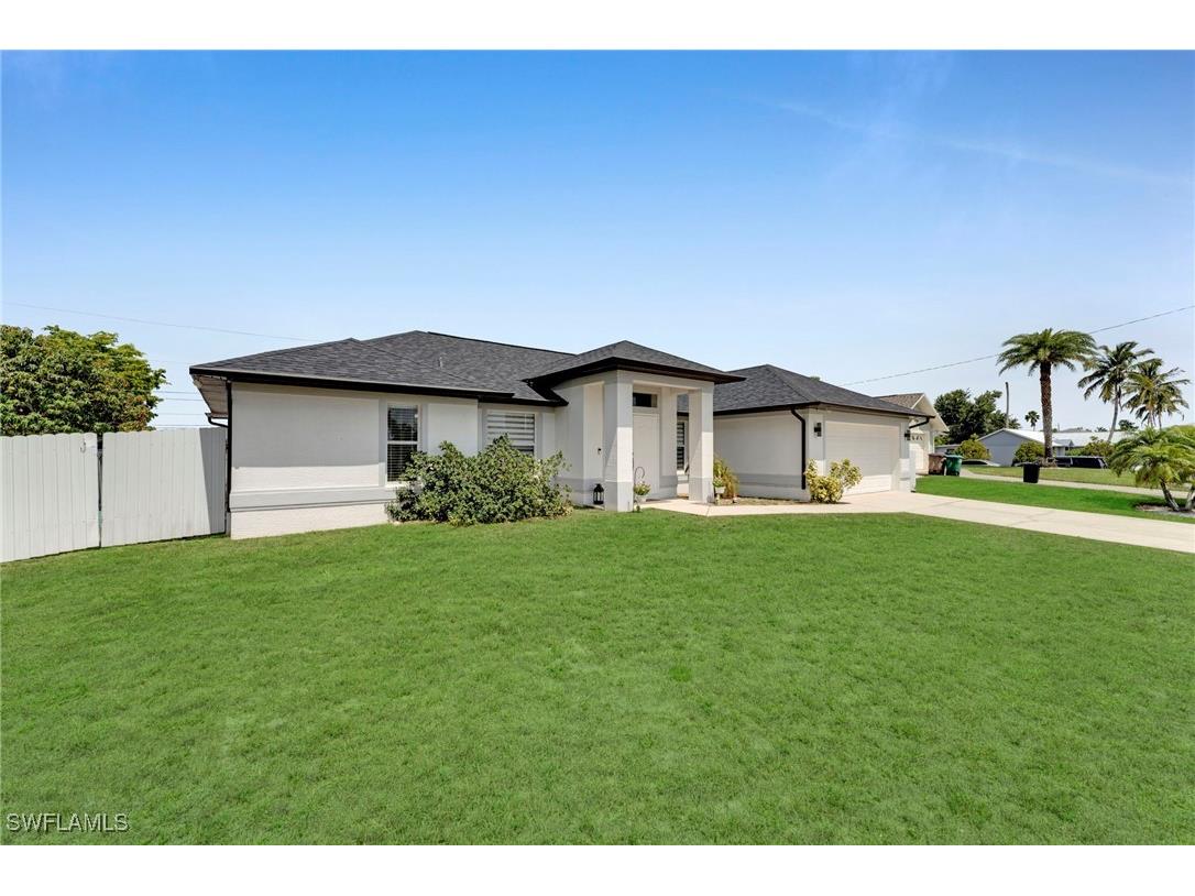 637 SW 9th Avenue Cape Coral FL 33991 225053242 image3