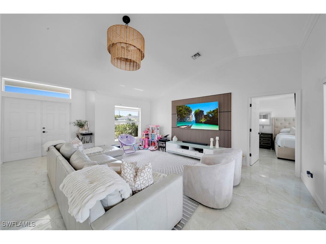 637 SW 9th Avenue Cape Coral FL 33991 225053242 image6