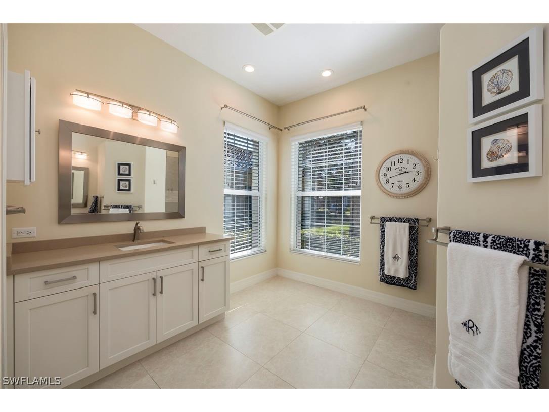 637 Shoreline Drive Naples FL 34119 226006213 image14