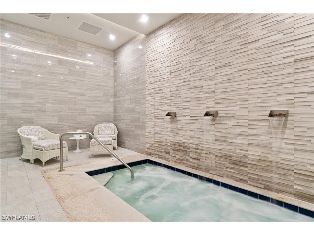 637 Shoreline Drive Naples FL 34119 226006213 image39