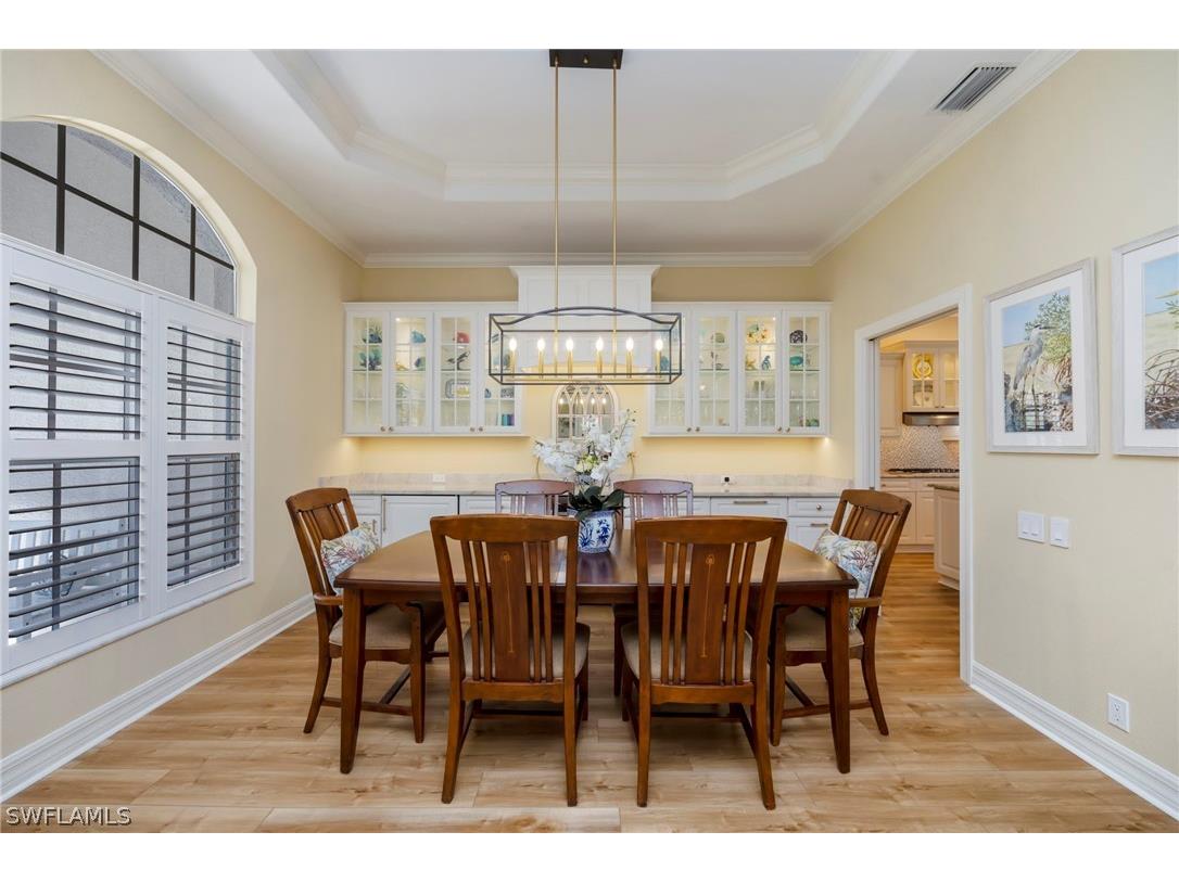 637 Shoreline Drive Naples FL 34119 226006213 image4