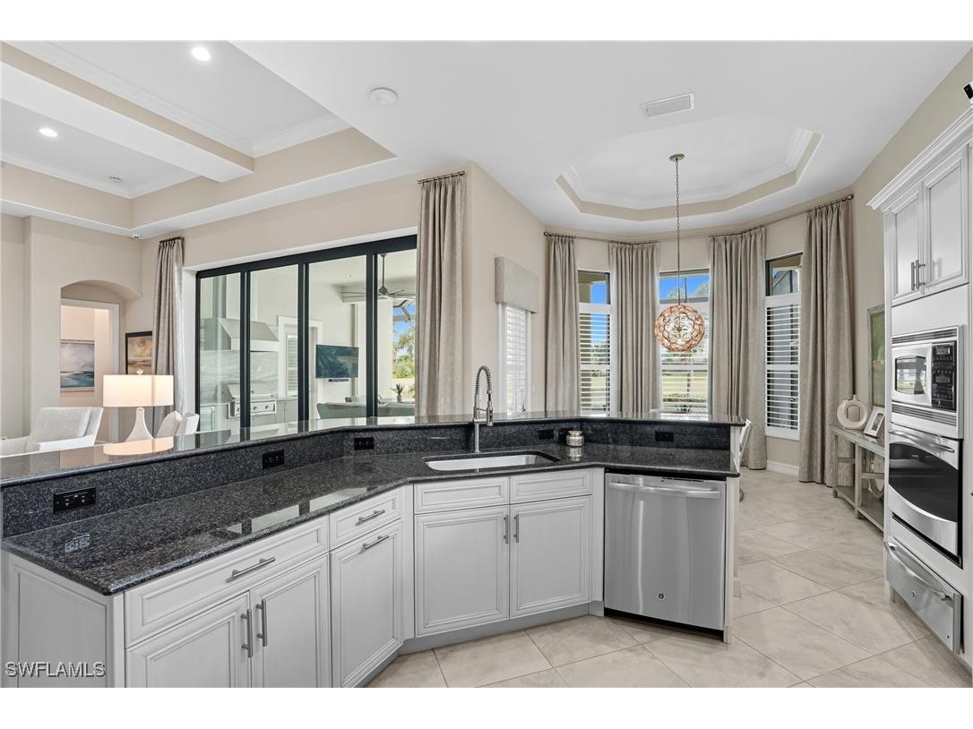 6376 Costa Circle Naples FL 34113 225071620 image11