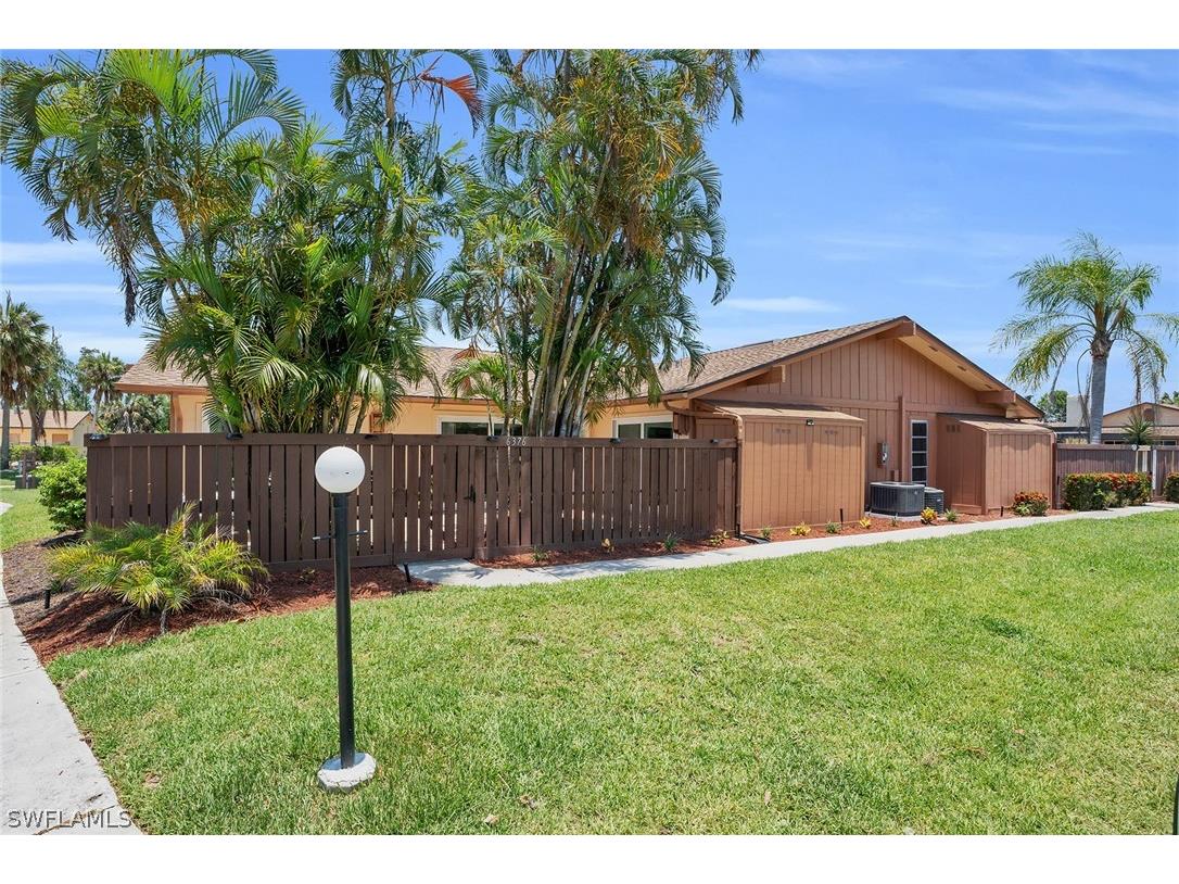 6376 Royal Woods Drive Fort Myers FL 33908 224046897 image1