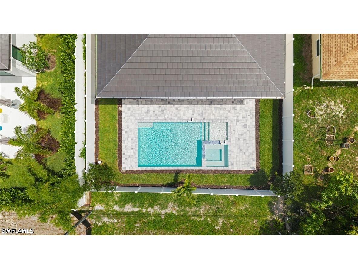 638 93rd Avenue N Naples FL 34108 225070289 image40