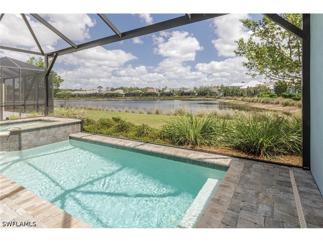 6385 Arriba Avenue Naples FL 34113 226015984 image1