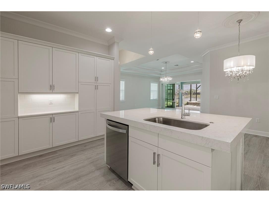 6385 Arriba Avenue Naples FL 34113 226015984 image10