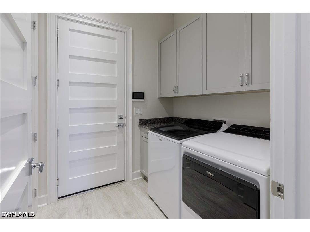 6385 Arriba Avenue Naples FL 34113 226015984 image20