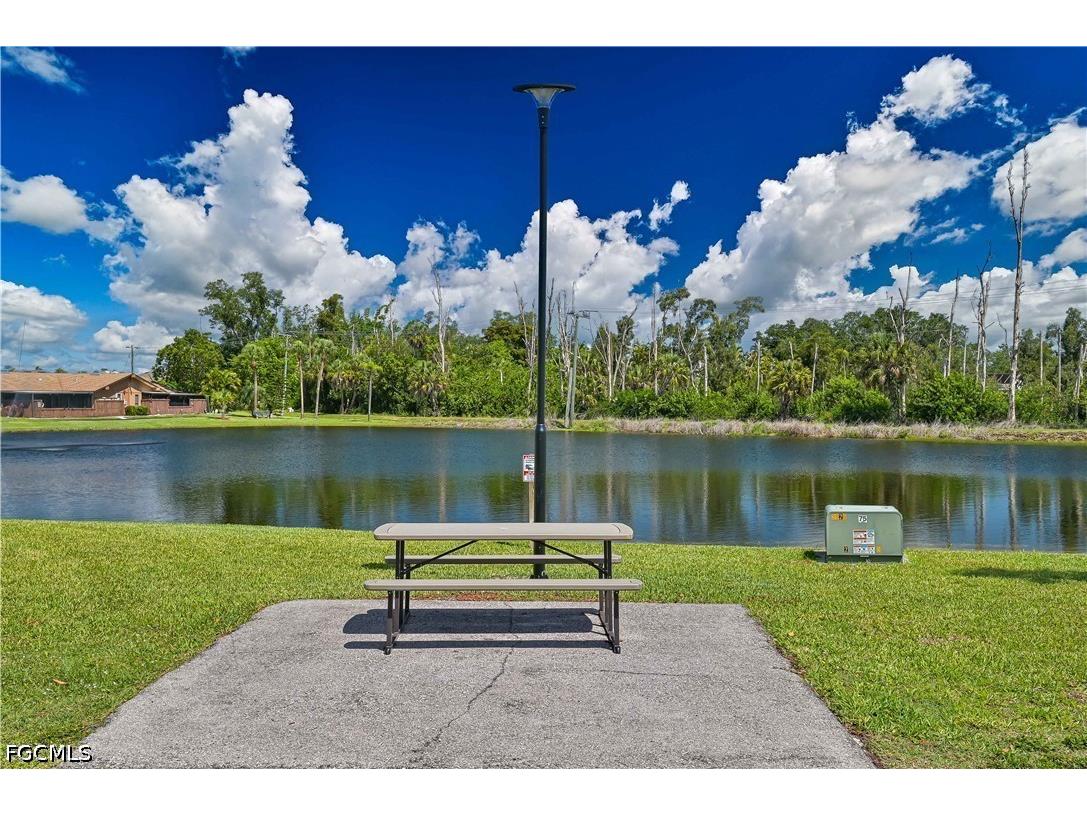 6386 Royal Woods Drive Fort Myers FL 33908 2026023769 image2