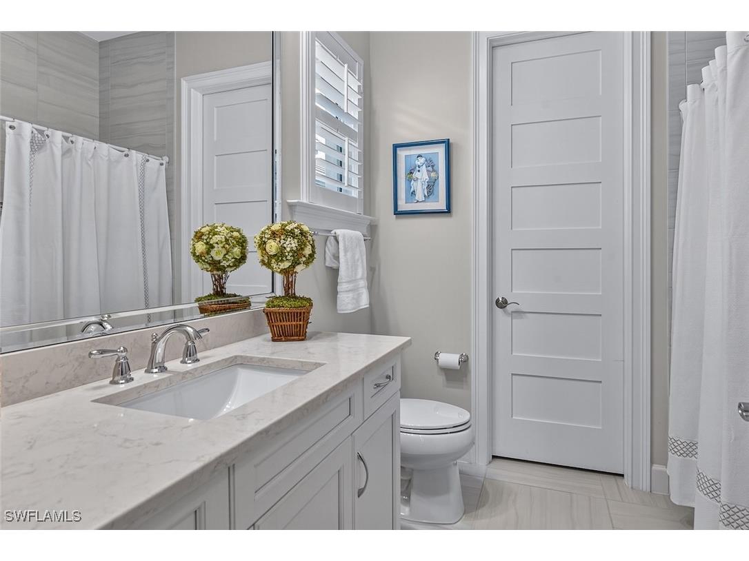 6387 Warwick Avenue Naples FL 34113 225070164 image24