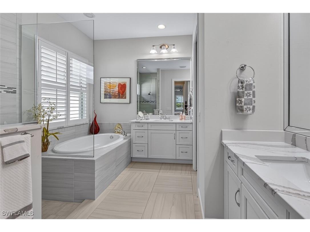 6387 Warwick Avenue Naples FL 34113 225070164 image28