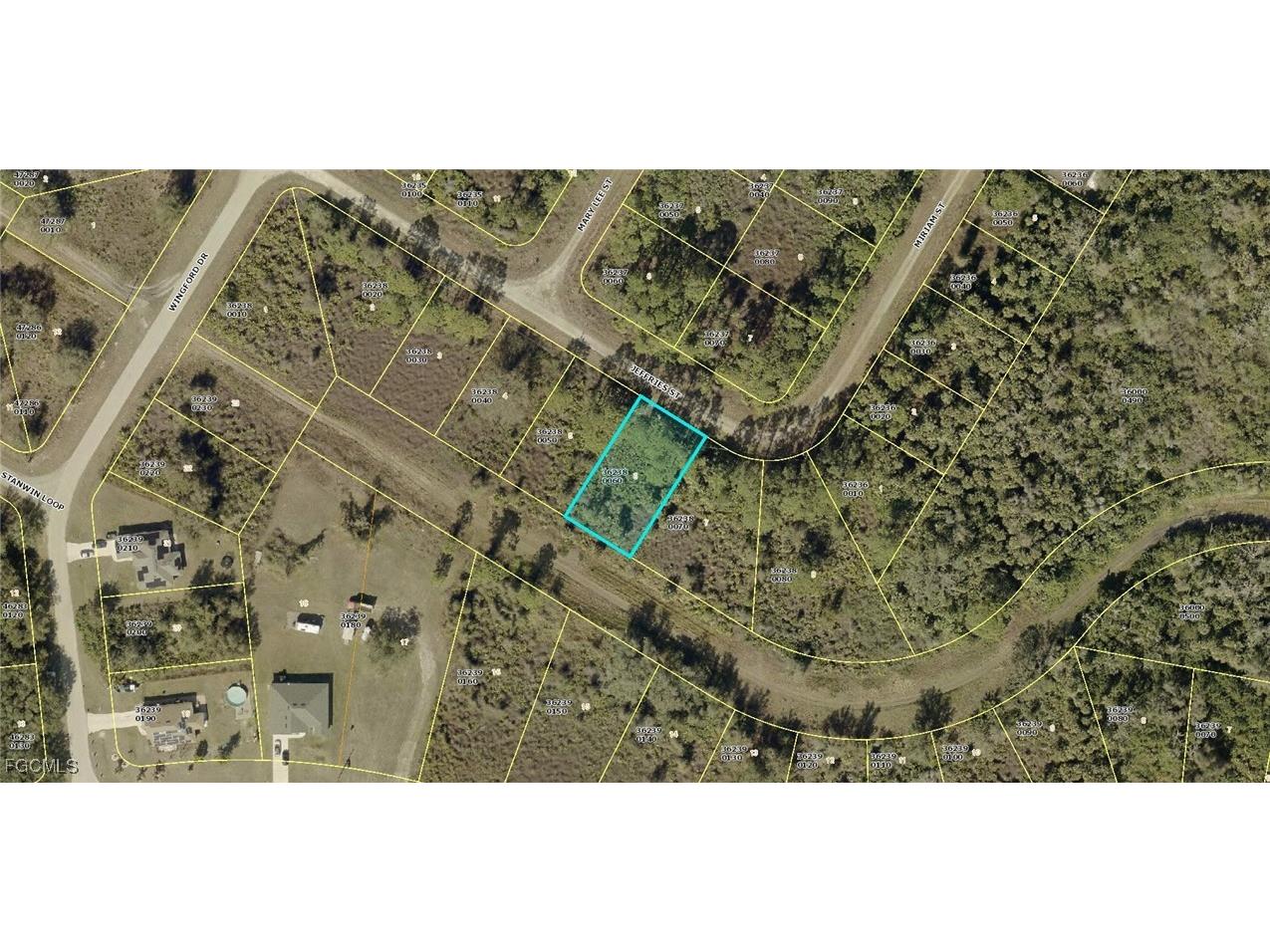 639 Jeffries Street Lehigh Acres FL 33972 2025019009 image1