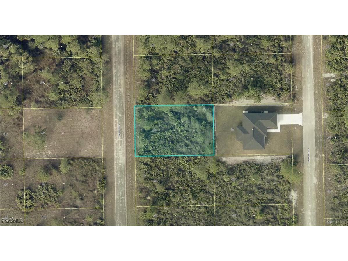639 Muldoon Avenue S Lehigh Acres FL 33974 2025007492 image1