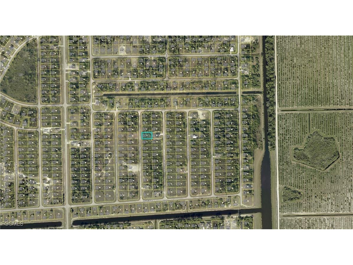 639 Muldoon Avenue S Lehigh Acres FL 33974 2025007492 image3