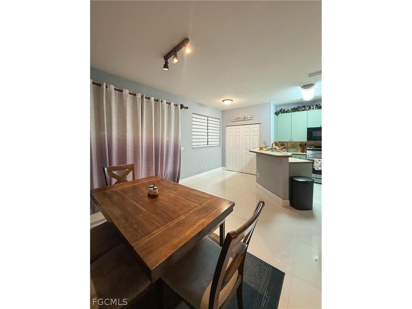 639 Ne 21st Ave Homestead FL 33033 2026013327 image5