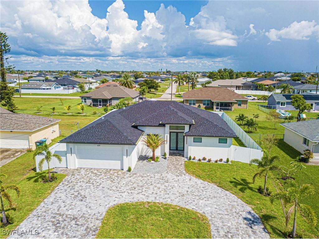639 NE 2nd Place Cape Coral FL 33909 224082767 image1