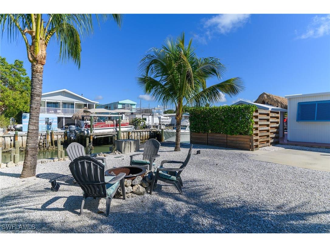 639 Palm Avenue Goodland FL 34140 226001591 image16