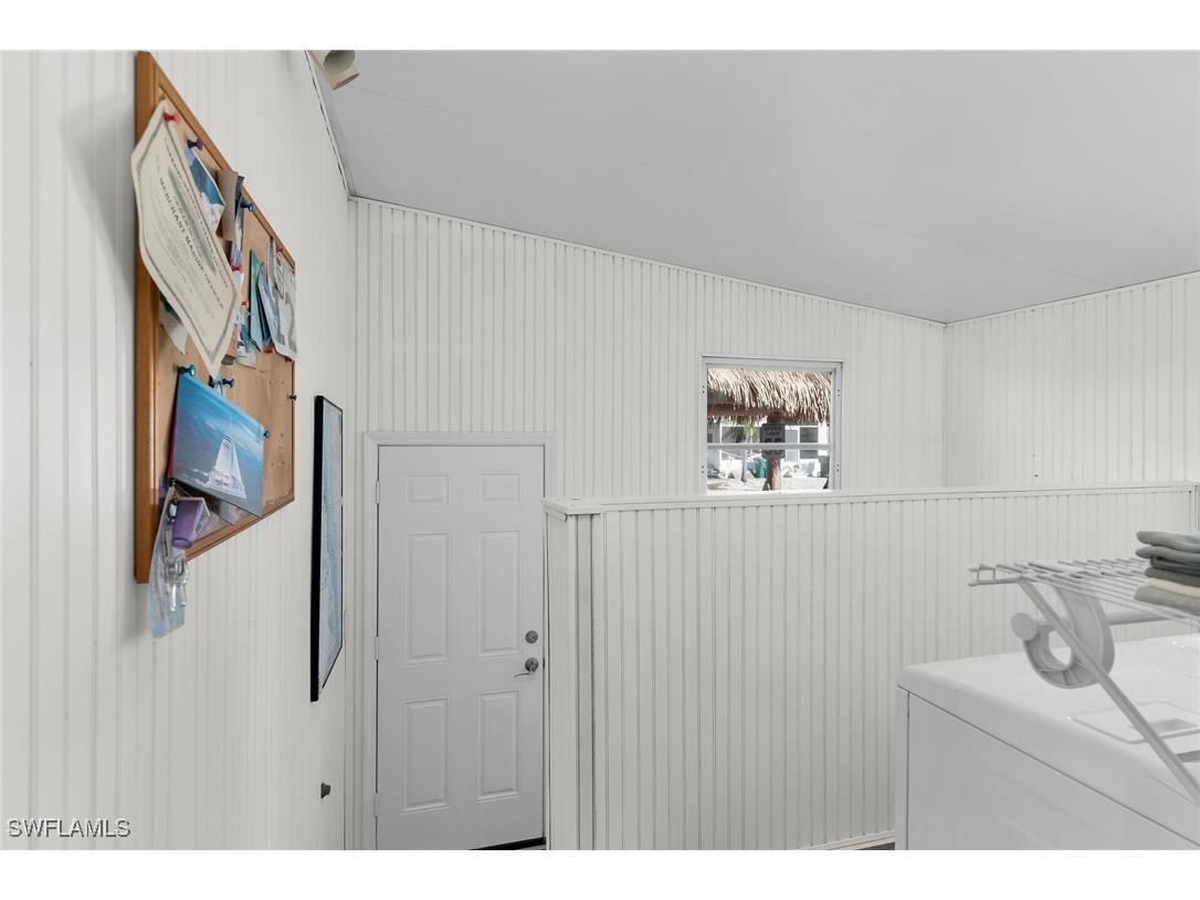 639 Palm Avenue Goodland FL 34140 226001591 image30