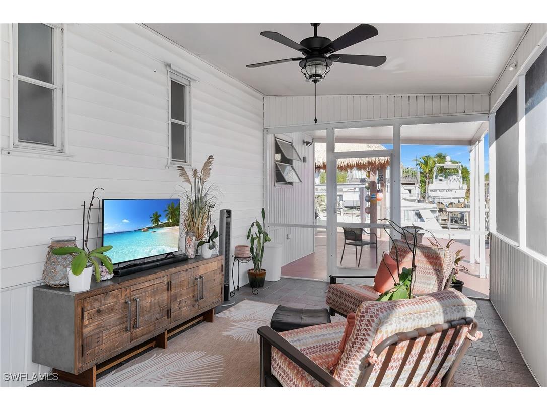 639 Palm Avenue Goodland FL 34140 226001591 image36