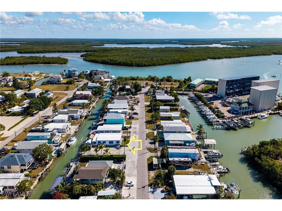 639 Palm Avenue Goodland FL 34140 226001591 image40