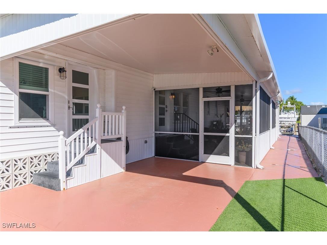 639 Palm Avenue Goodland FL 34140 226001591 image7