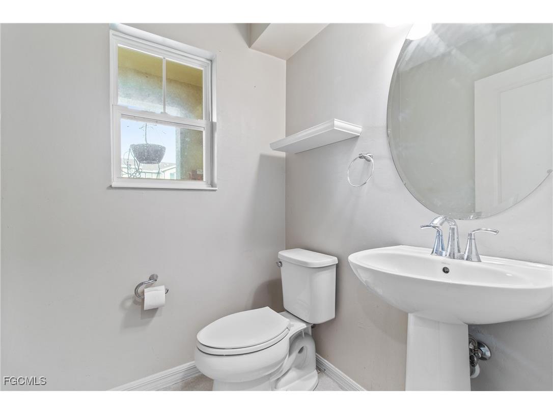 6390 Brant Bay Boulevard #108 North Fort Myers FL 33917 2025022608 image9