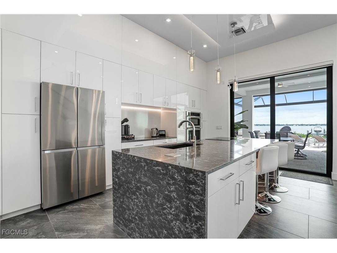 6390 River Club Court North Fort Myers FL 33917 2025022761 image18