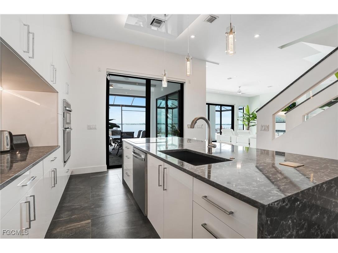 6390 River Club Court North Fort Myers FL 33917 2025022761 image19