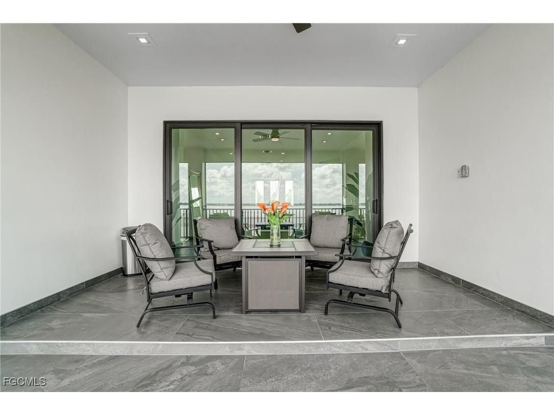 6390 River Club Court North Fort Myers FL 33917 2025022761 image31