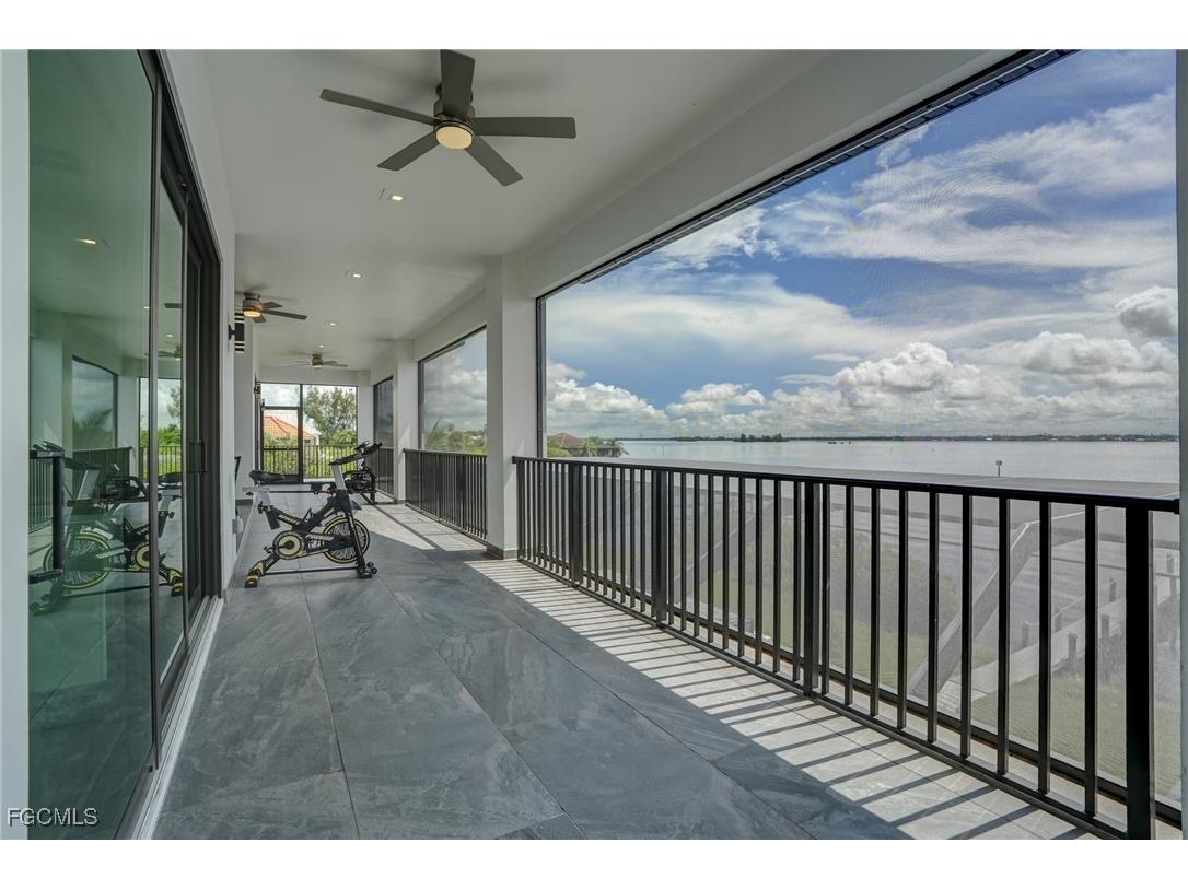 6390 River Club Court North Fort Myers FL 33917 2025022761 image33