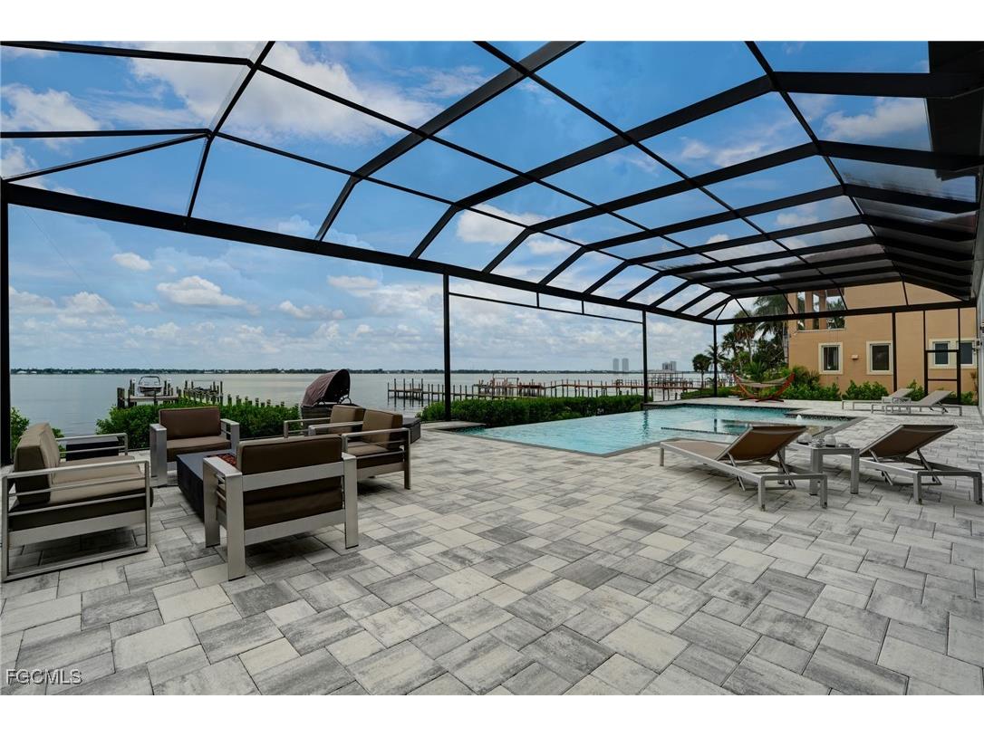 6390 River Club Court North Fort Myers FL 33917 2025022761 image37