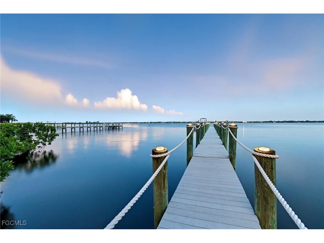 6390 River Club Court North Fort Myers FL 33917 2025022761 image46