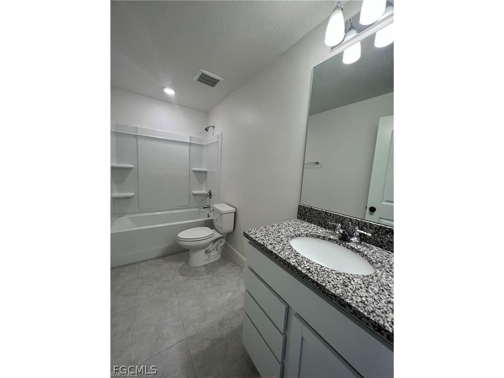 6391 Brant Bay Boulevard #101 North Fort Myers FL 33917 2026012252 image14