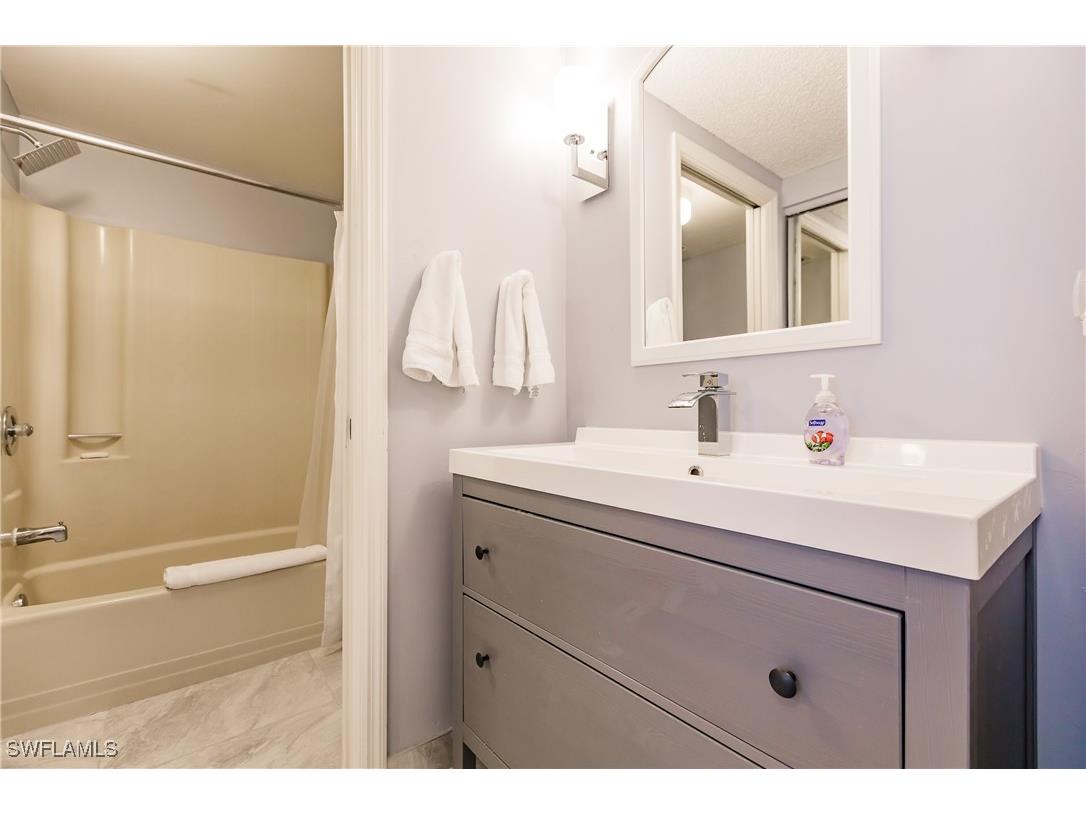 64 4th Street #A208 Bonita Springs FL 34134 225078526 image11