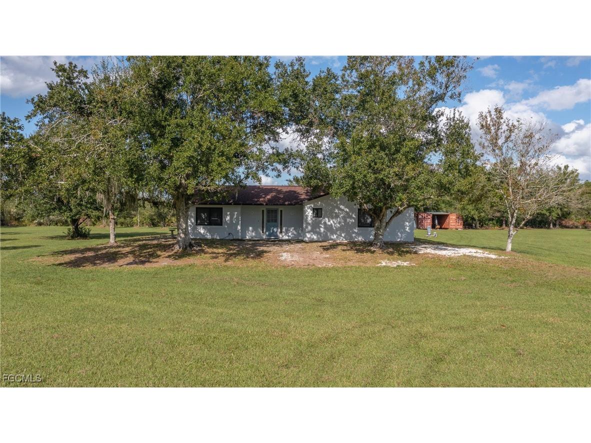 64 Clarice Court Venus FL 33960 2025022711 image1