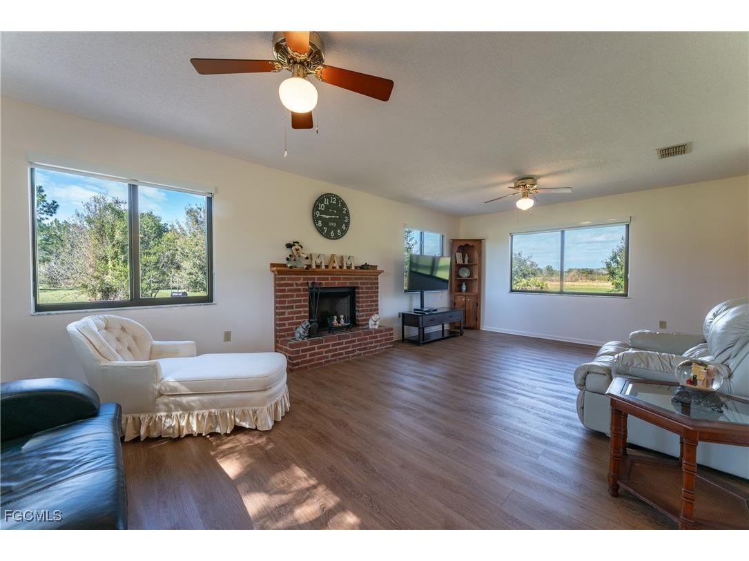 64 Clarice Court Venus FL 33960 2025022711 image10