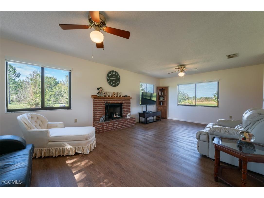 64 Clarice Court Venus FL 33960 2025022711 image11