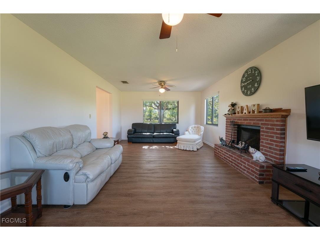 64 Clarice Court Venus FL 33960 2025022711 image12