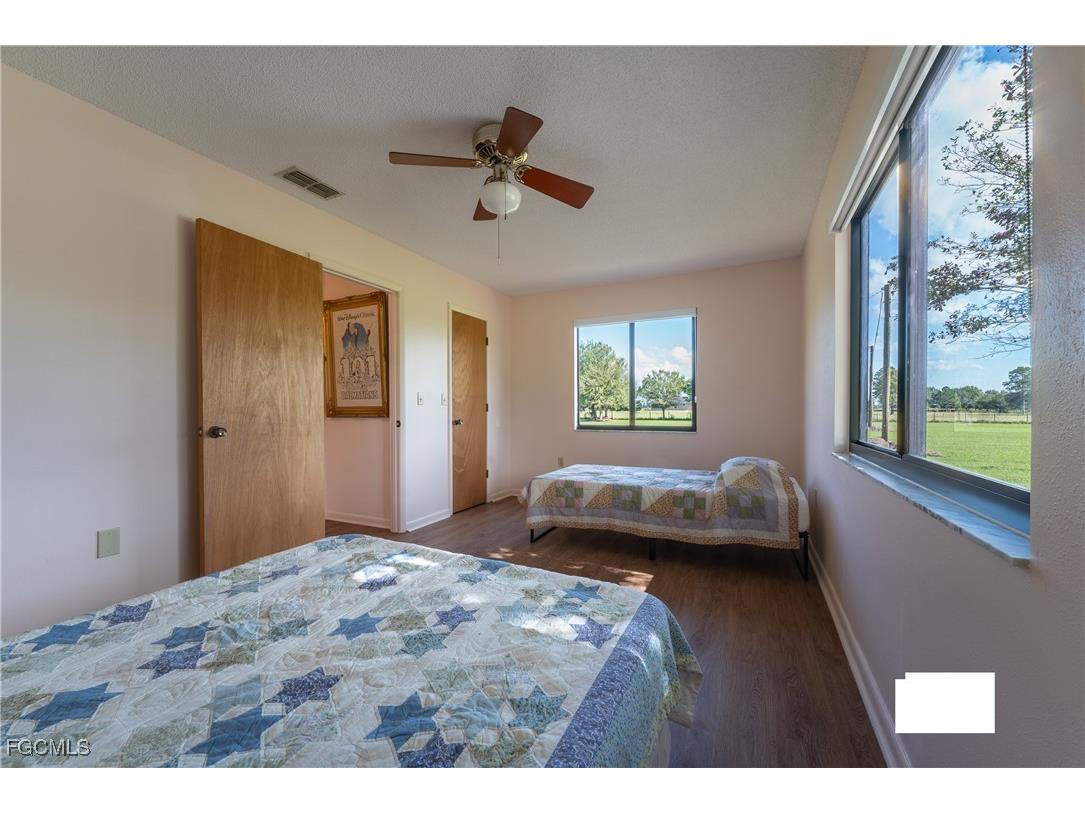 64 Clarice Court Venus FL 33960 2025022711 image16