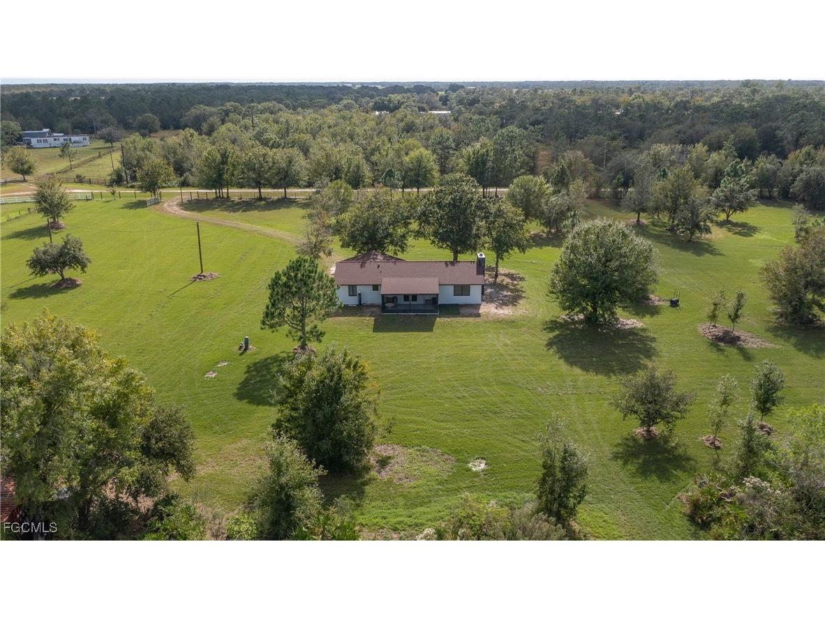 64 Clarice Court Venus FL 33960 2025022711 image2