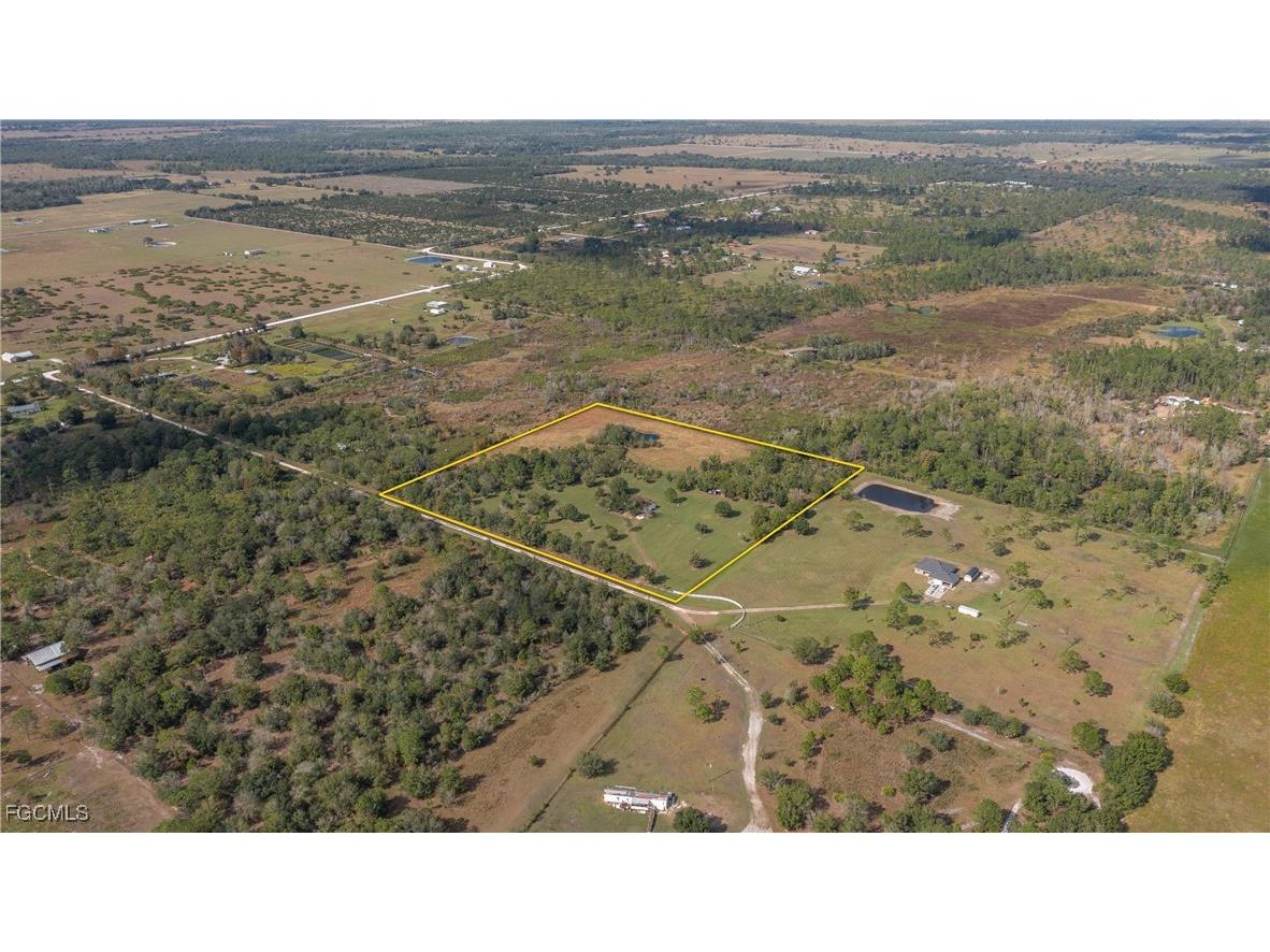 64 Clarice Court Venus FL 33960 2025022711 image34