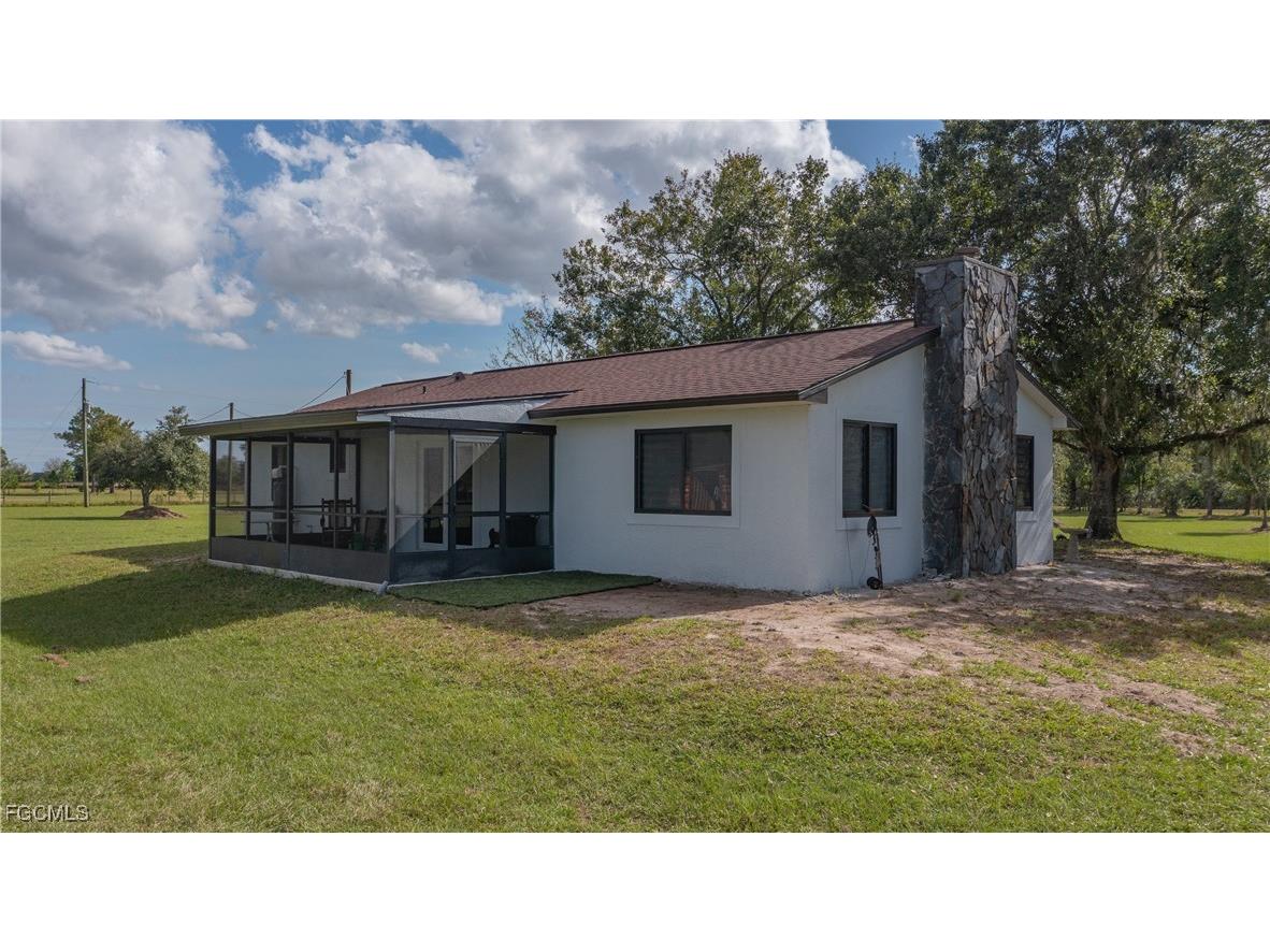 64 Clarice Court Venus FL 33960 2025022711 image6