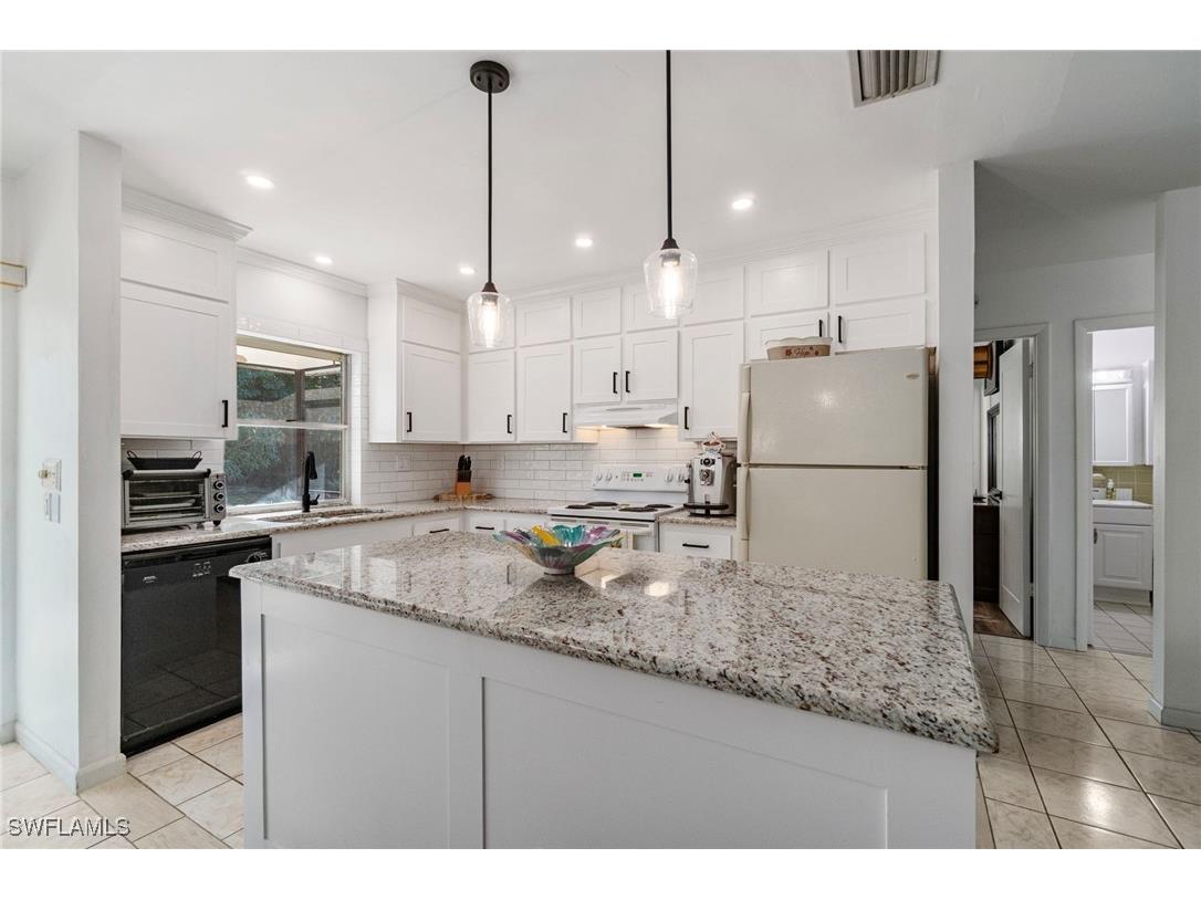 640 110th Avenue N Naples FL 34108 225079472 image12