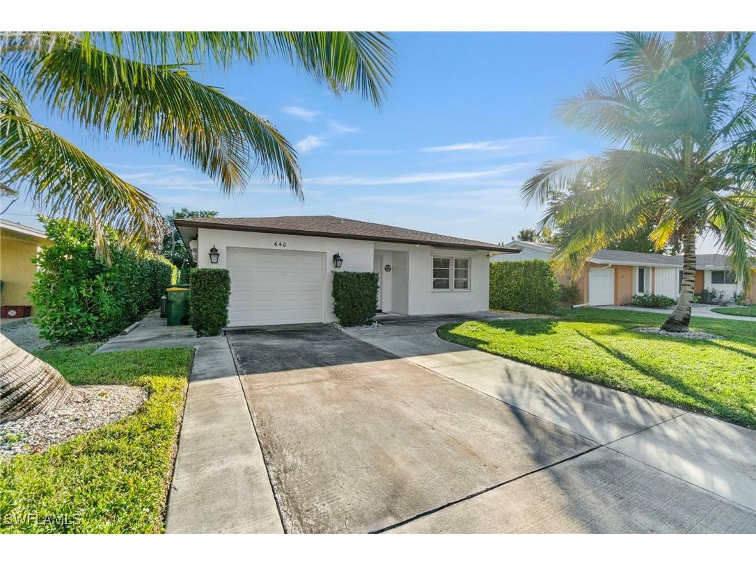 640 110th Avenue N Naples FL 34108 225079472 image2