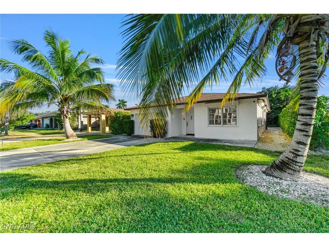 640 110th Avenue N Naples FL 34108 225079472 image3