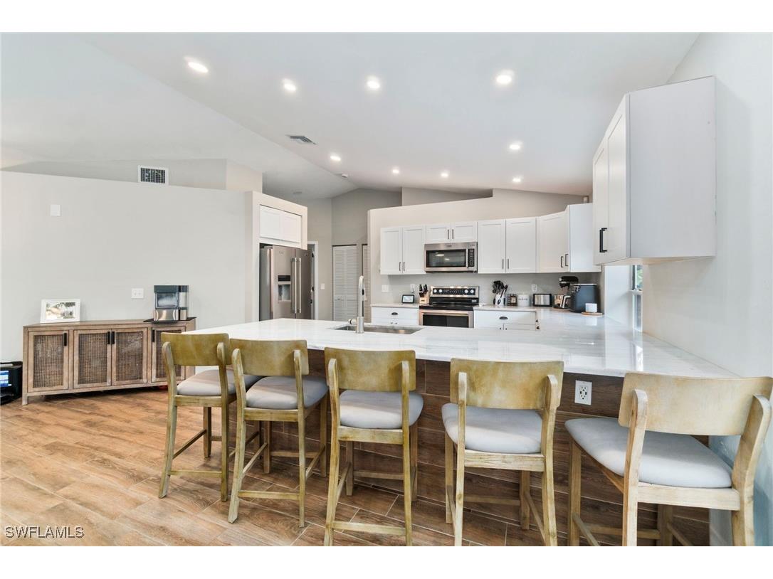 640 13th Street NW Naples FL 34120 225075766 image12