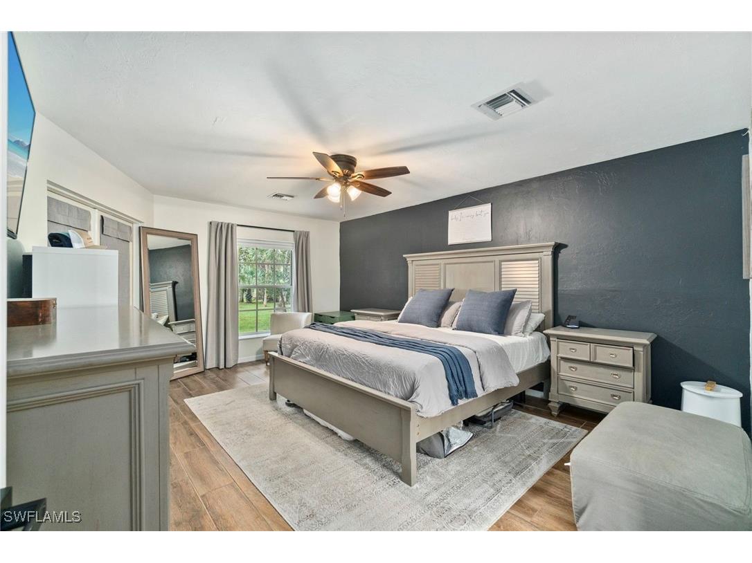 640 13th Street NW Naples FL 34120 225075766 image17