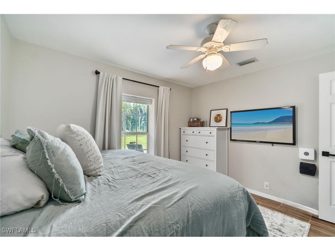 640 13th Street NW Naples FL 34120 225075766 image26